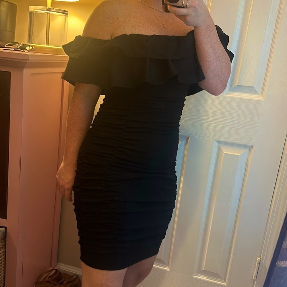 Black Of the Shoulder Ruched Ruffle Dress - Picture 2 of 9